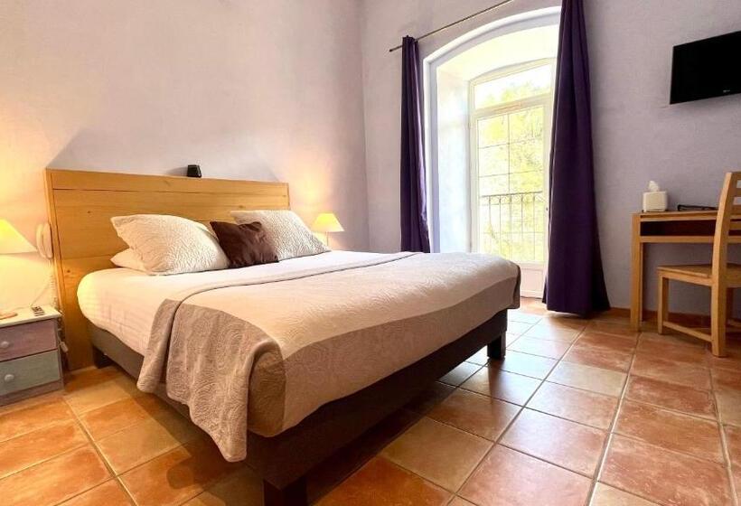 בית מלון כפרי Logis Hôtel Restaurant Le Domaine De L Eau Vive