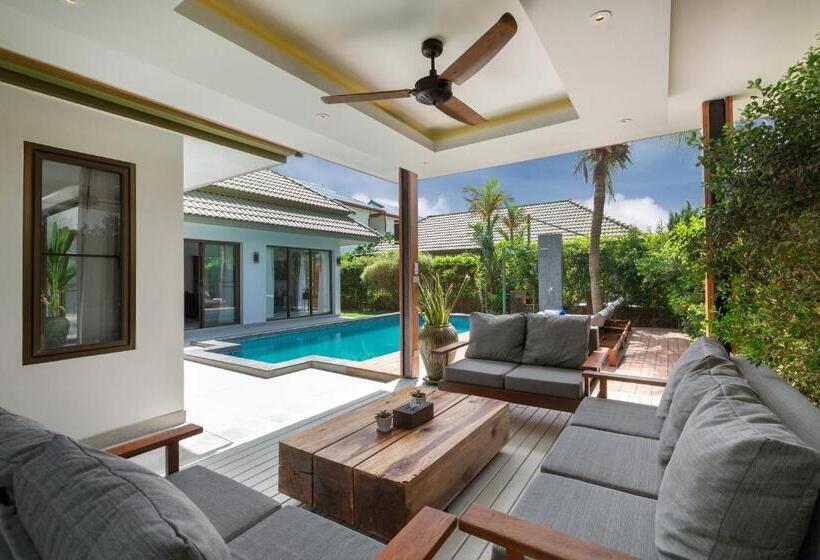 Karon Beach Pool Villa   Sha Extra Plus