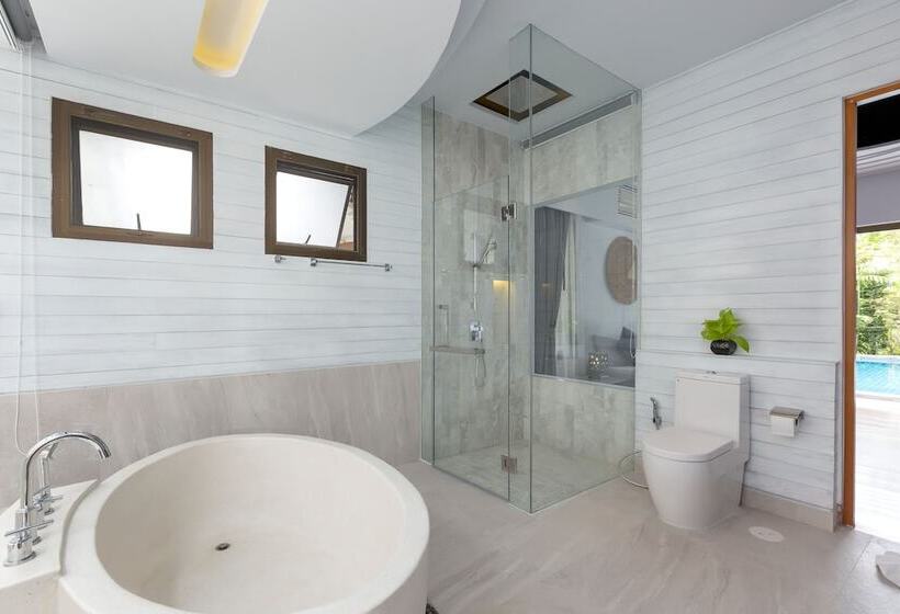 Karon Beach Pool Villa   Sha Extra Plus