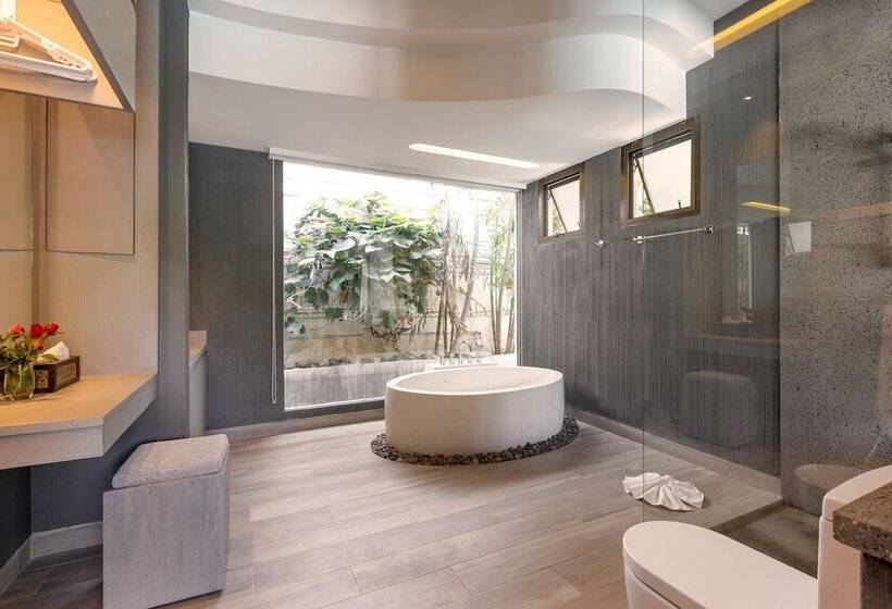 Karon Beach Pool Villa   Sha Extra Plus