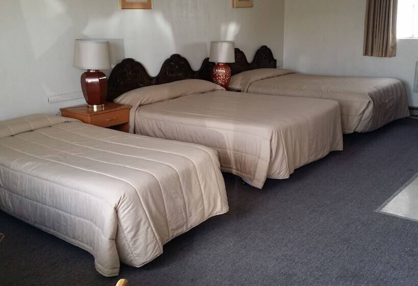 Motel Tahitian Motor Inn