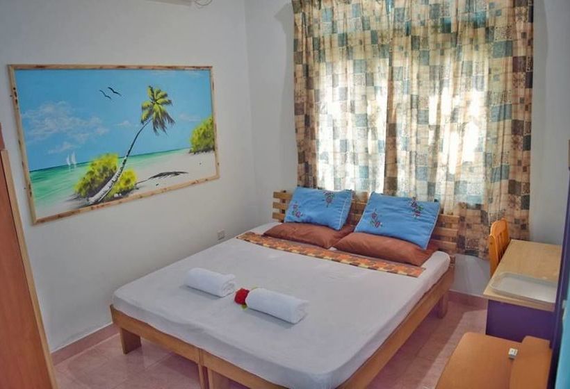 پانسیون Raalhu Lodge