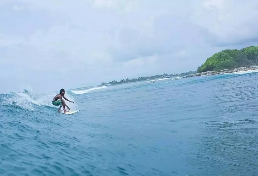 پانسیون Raalhu Lodge