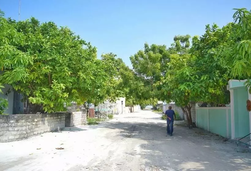 پانسیون Raalhu Lodge