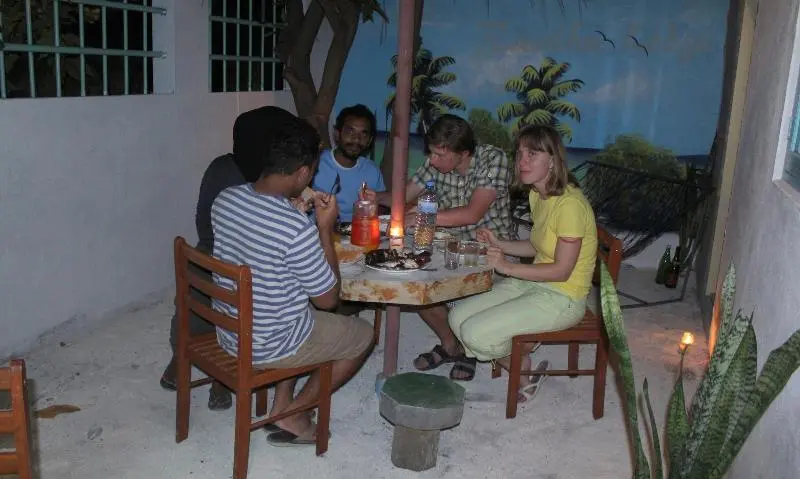 پانسیون Raalhu Lodge