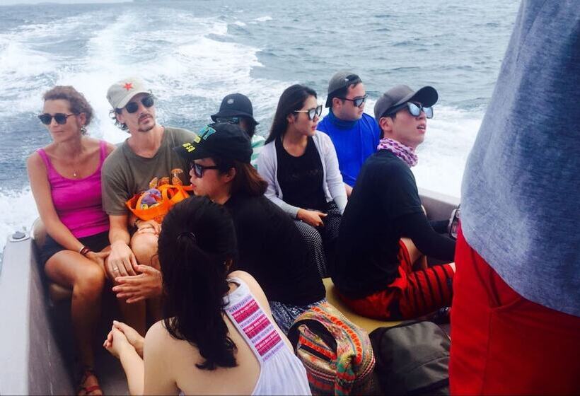 پانسیون Reyva Inn