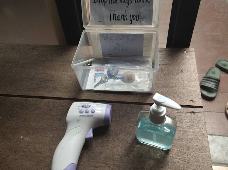 Z S Hostel At Tha Phae Gate