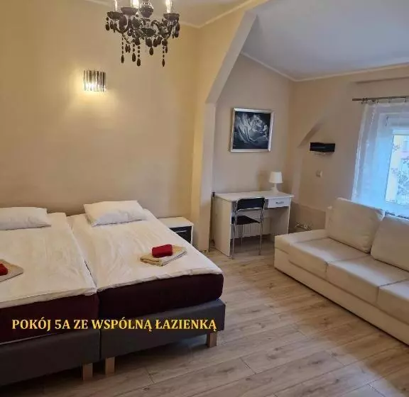 هاستل Centrum Noclegowe Ii