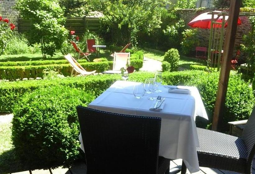 تختخواب و صبحانه La Maison de la Marine