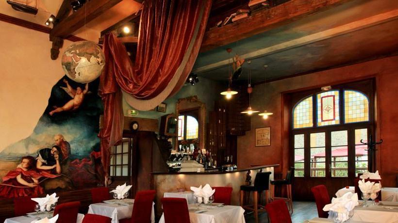 تختخواب و صبحانه La Maison de la Marine