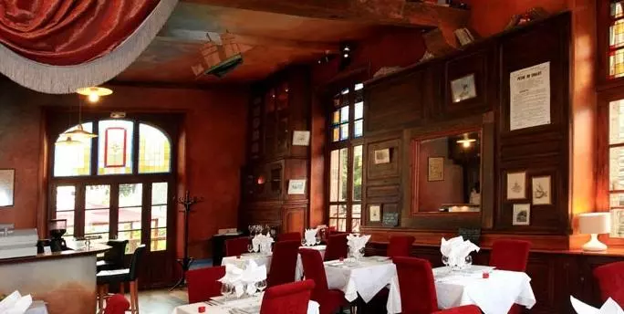 تختخواب و صبحانه La Maison de la Marine