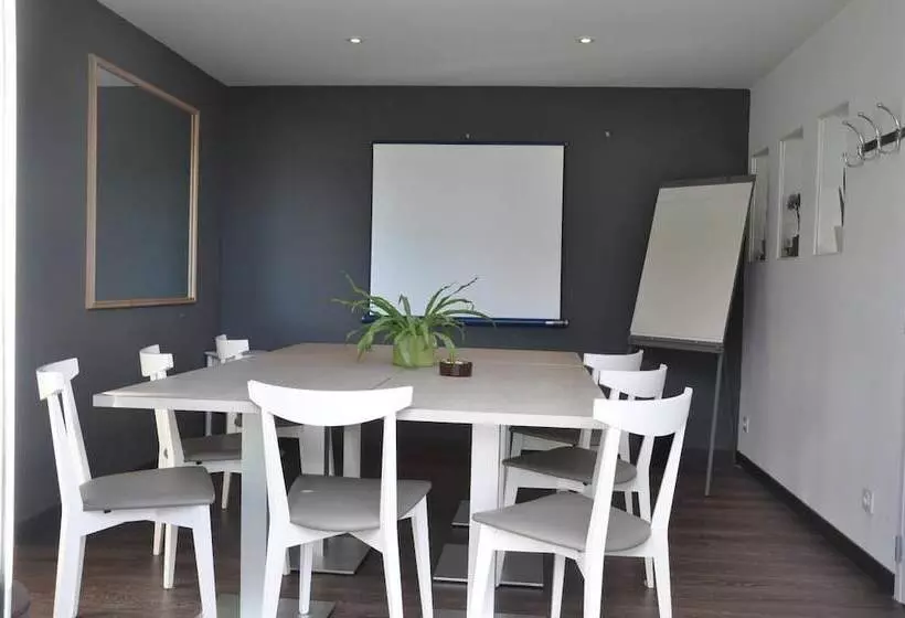 Fasthotel Toulouse Blagnac Aéroport