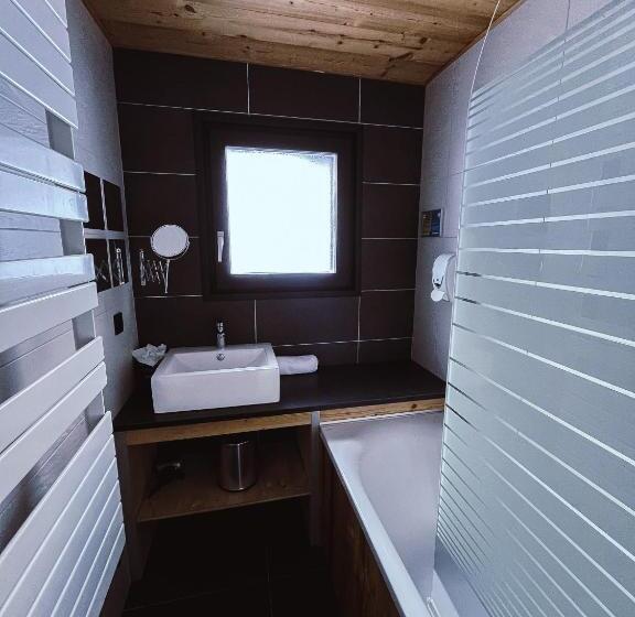 Отель Chalet Les Rhodos