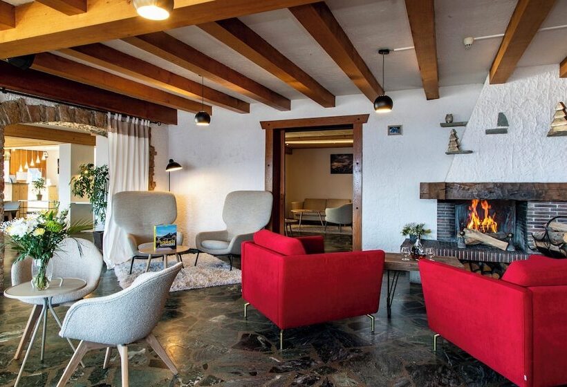 Отель Chalet Les Rhodos