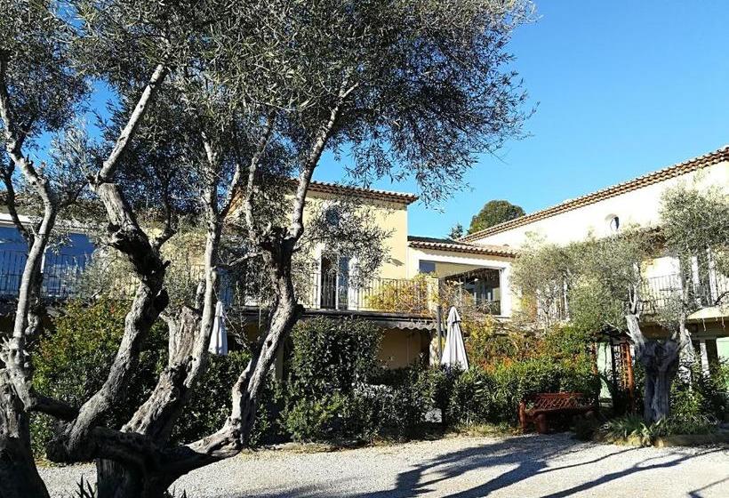 هتل Chambres D'hôtes Bastide De La Brague