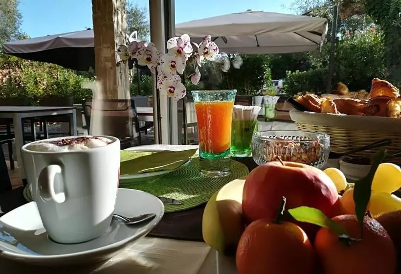 Hotelli Chambres D'hôtes Bastide De La Brague