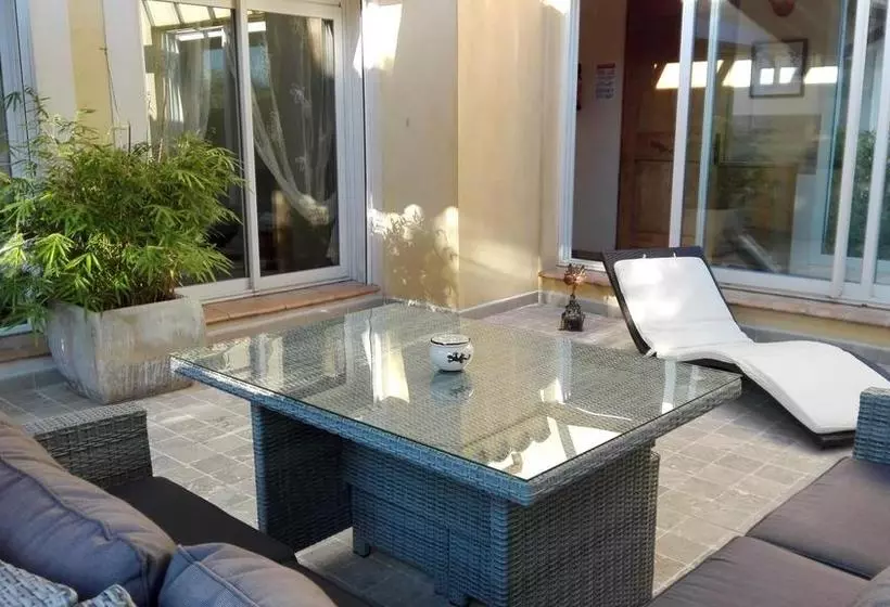 Hotelli Chambres D'hôtes Bastide De La Brague