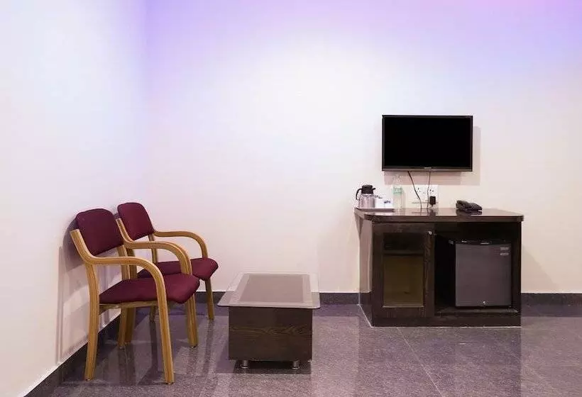 ホテル Treebo Manasa Residency