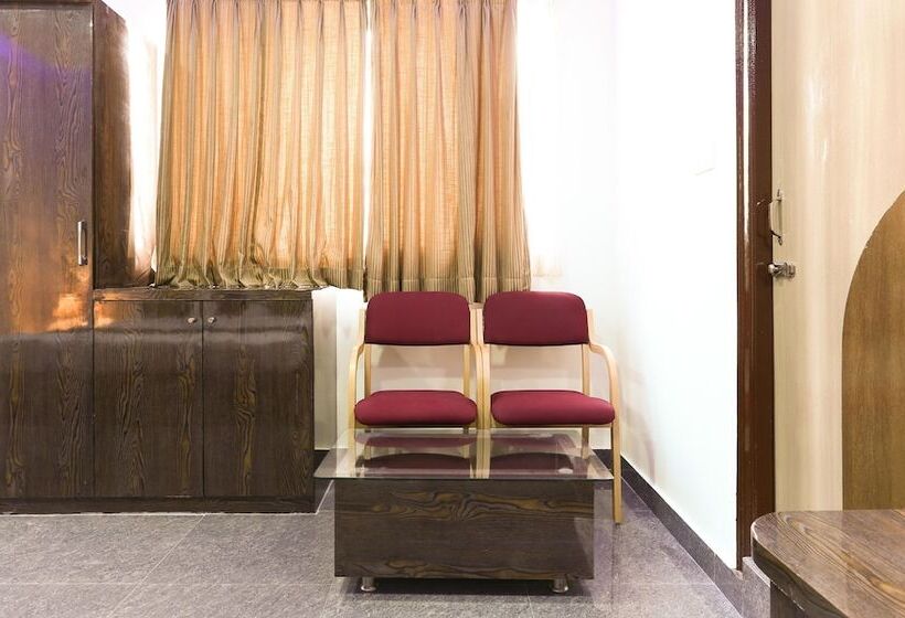 Hotel Treebo Manasa Residency