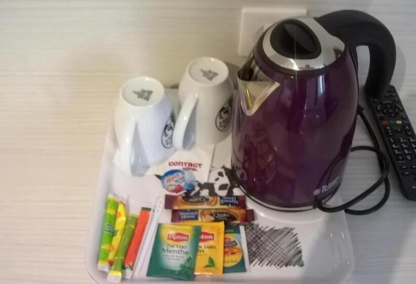 בית מלון כפרי Contact Hôtel Du Cerf