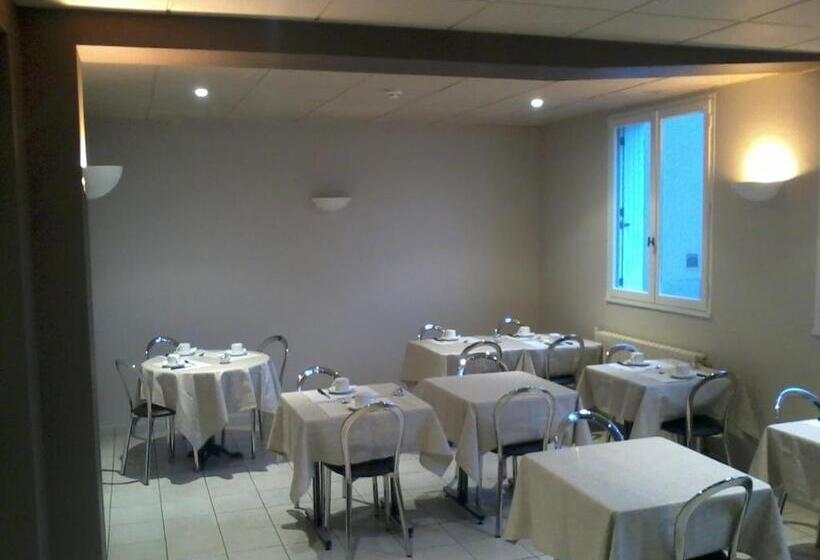 בית מלון כפרי Contact Hôtel Du Cerf