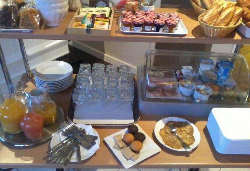 בית מלון כפרי Contact Hôtel Du Cerf