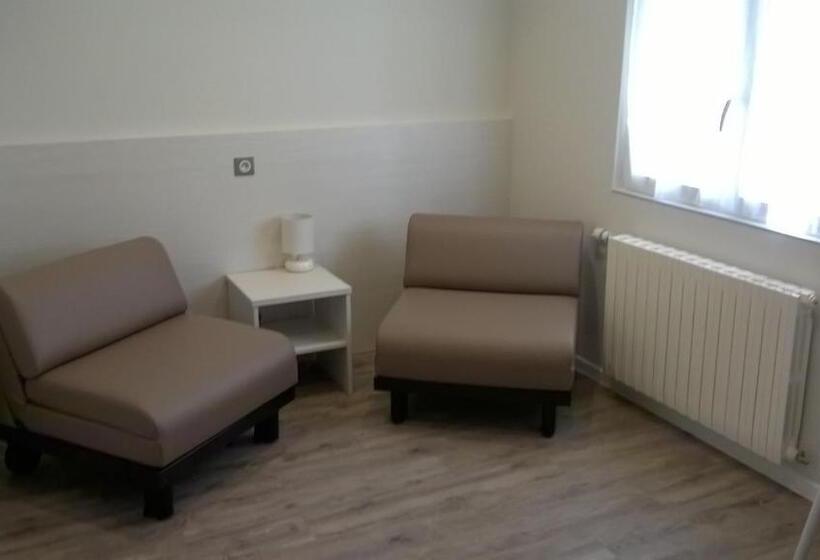 בית מלון כפרי Contact Hôtel Du Cerf