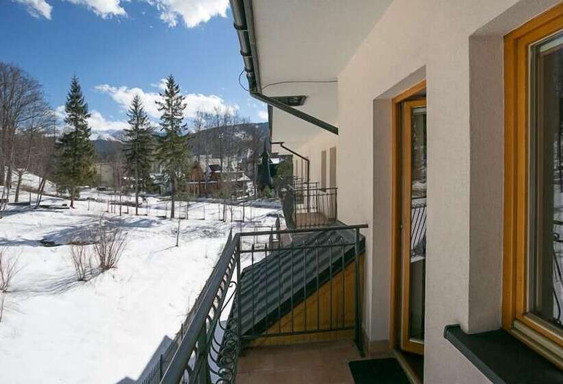 בית מלון כפרי Gorace Zrodla Spa Residence