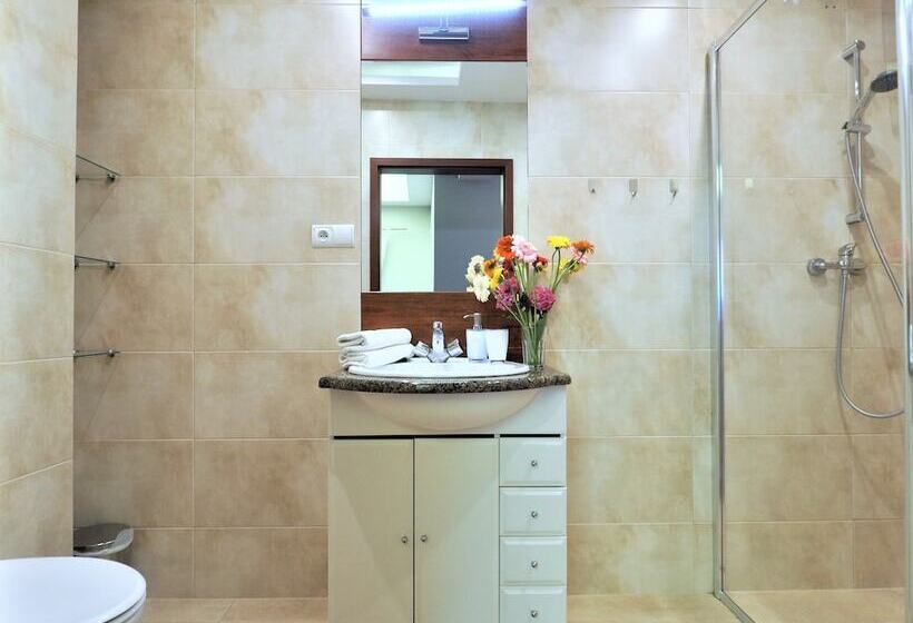 בית מלון כפרי Gorace Zrodla Spa Residence