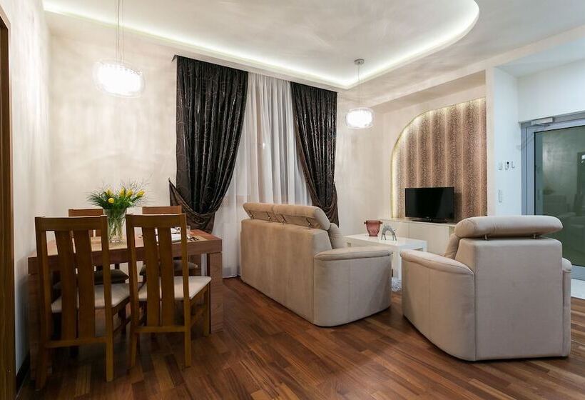 בית מלון כפרי Gorace Zrodla Spa Residence