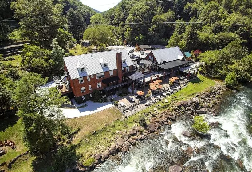 ホテル Historic Tapoco Lodge