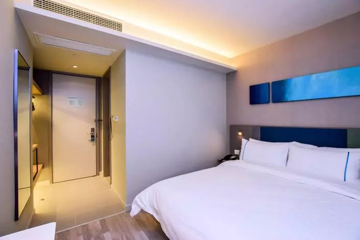 ホテル Home Inn Selected Nanjing Xuanwu Lake New Model Road Subway Station