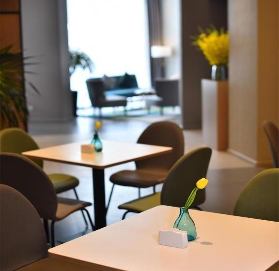 فندق Home Inn Selected Nanjing Xuanwu Lake New Model Road Subway Station