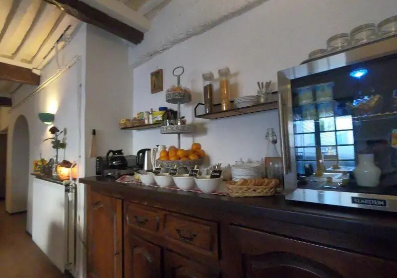 ホテル Hôtel Restaurant Le Palais