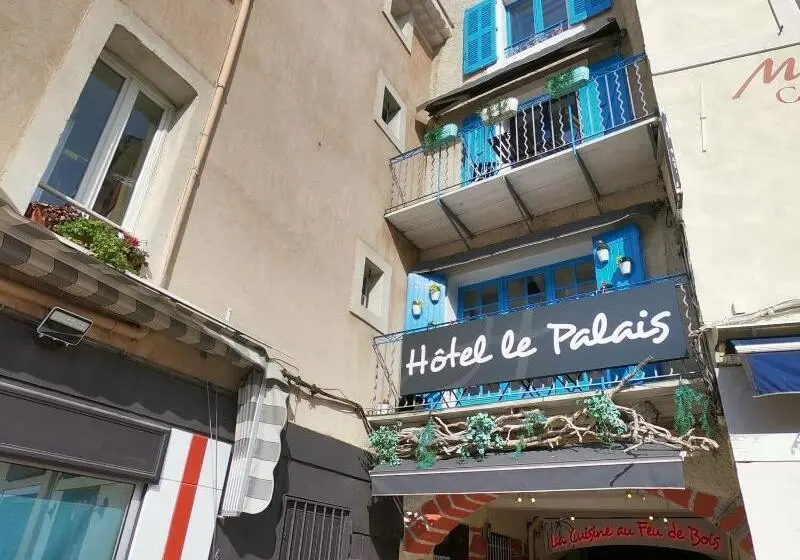 ホテル Hôtel Restaurant Le Palais