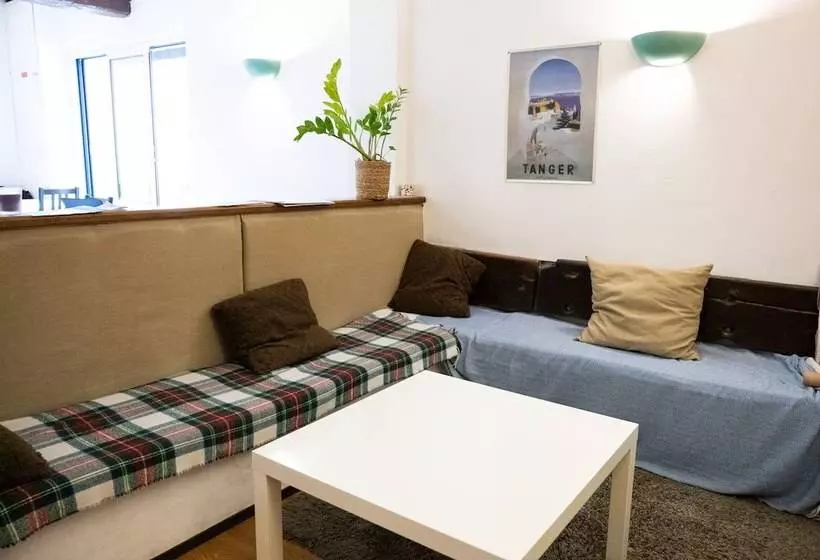 ホテル Hôtel Restaurant Le Palais