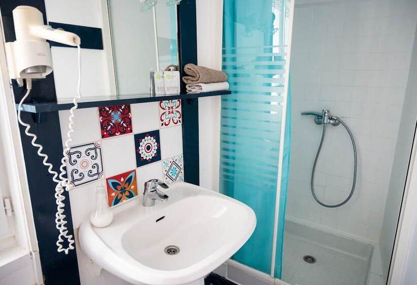 호텔 Hôtel Restaurant Le Palais