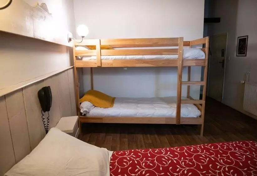 ホテル Hôtel Restaurant Le Palais