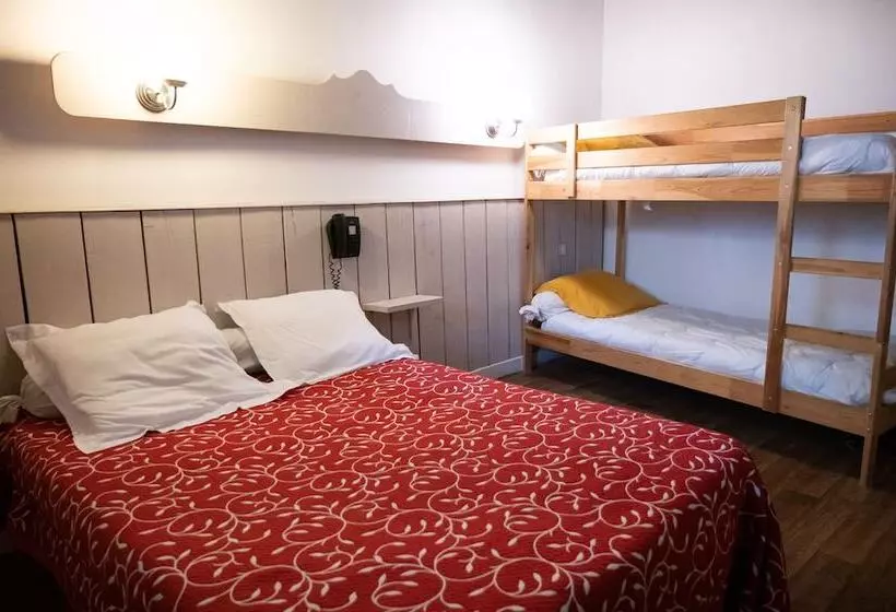 ホテル Hôtel Restaurant Le Palais