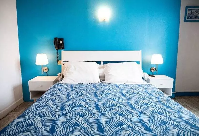 ホテル Hôtel Restaurant Le Palais