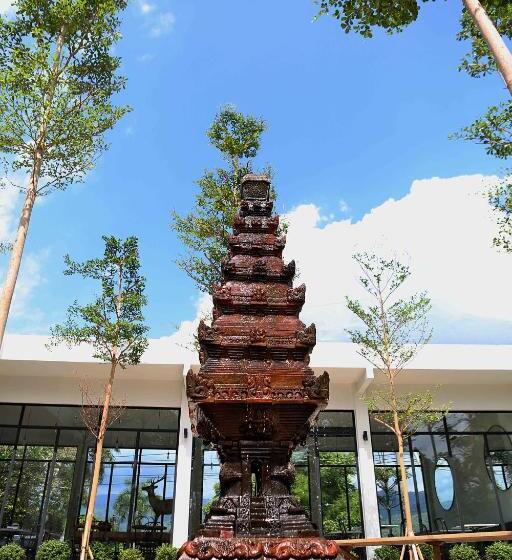 Отель Lovinalife Room & Cafe