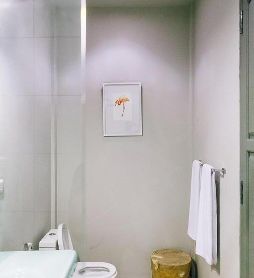 Отель Lovinalife Room & Cafe