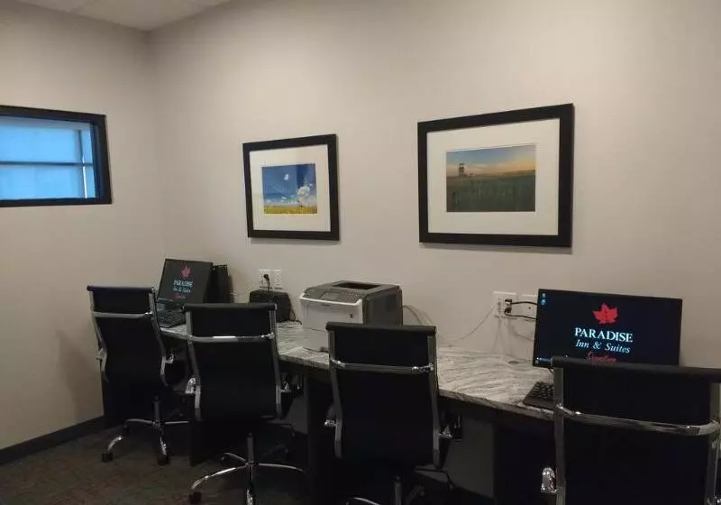 ホテル Park Inn By Radisson Edmonton Airport