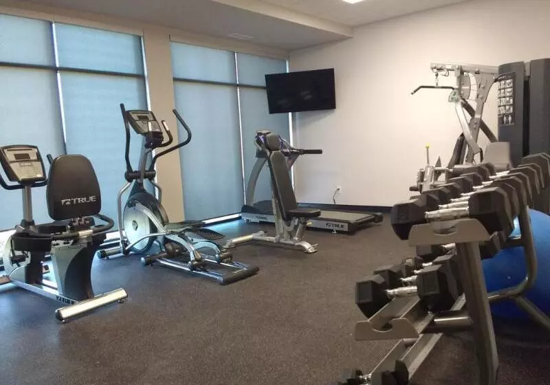 ホテル Park Inn By Radisson Edmonton Airport