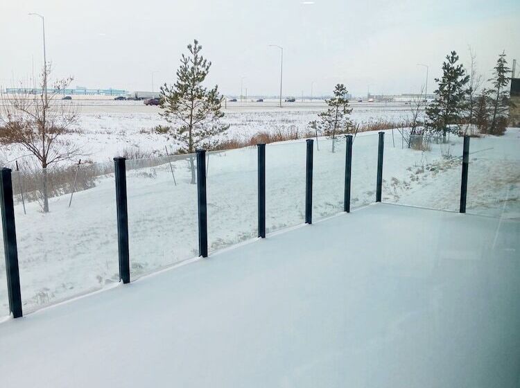 בית מלון כפרי Park Inn By Radisson Edmonton Airport