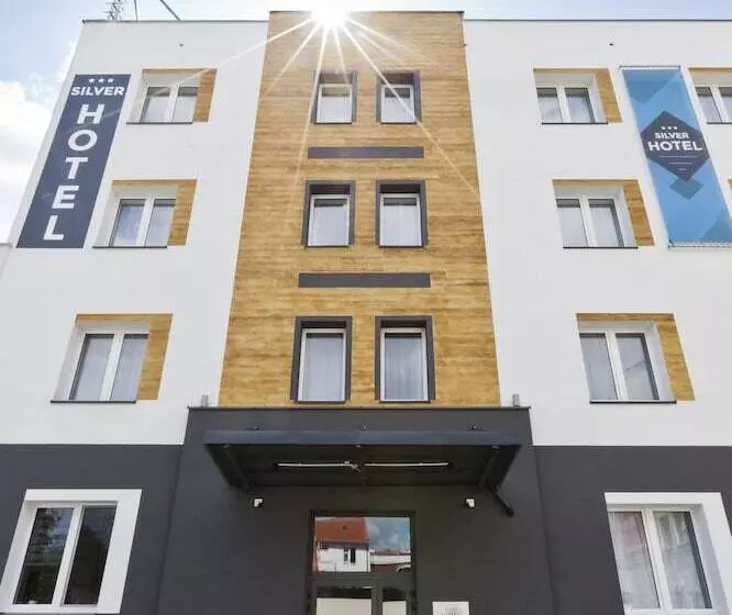 هتل Silver