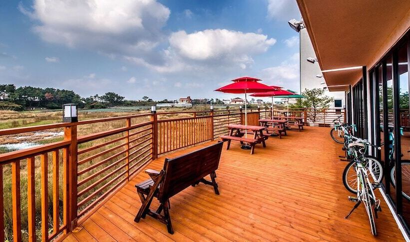 בית מלון כפרי Sky Resort