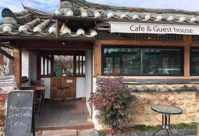 פנסיון Floral Space Hanok Guesthouse