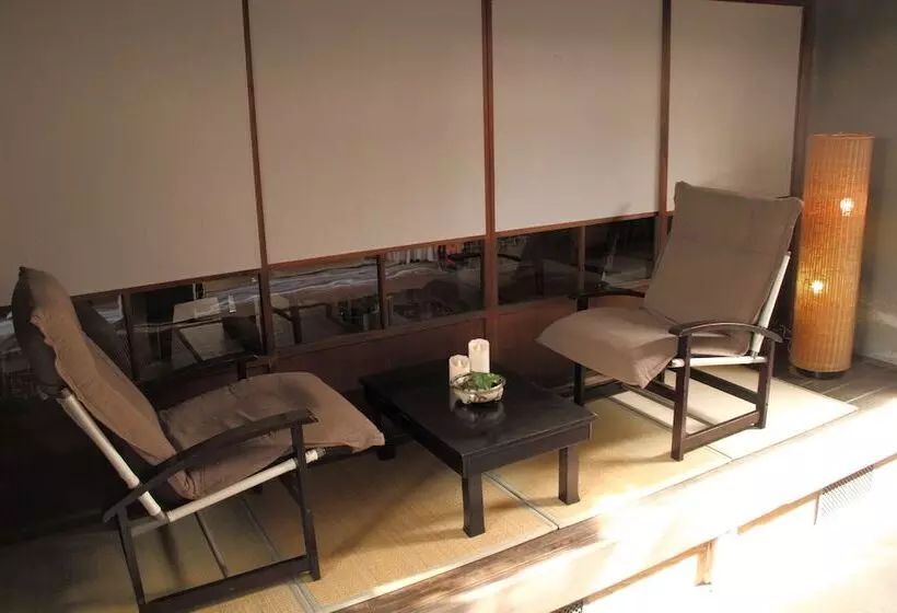 Majatalo Wakayama Guest House Shido