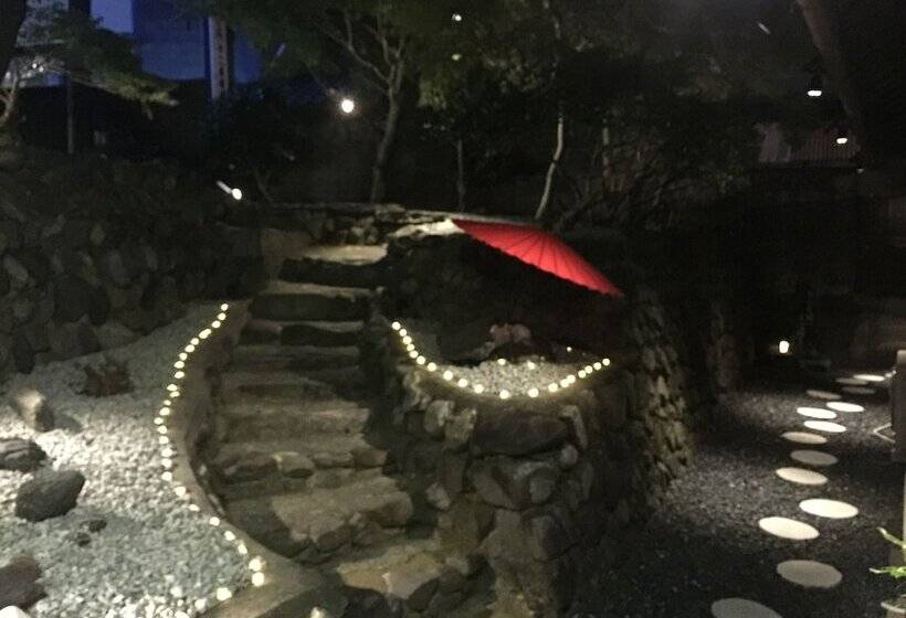 פנסיון Wakayama Guest House Shido